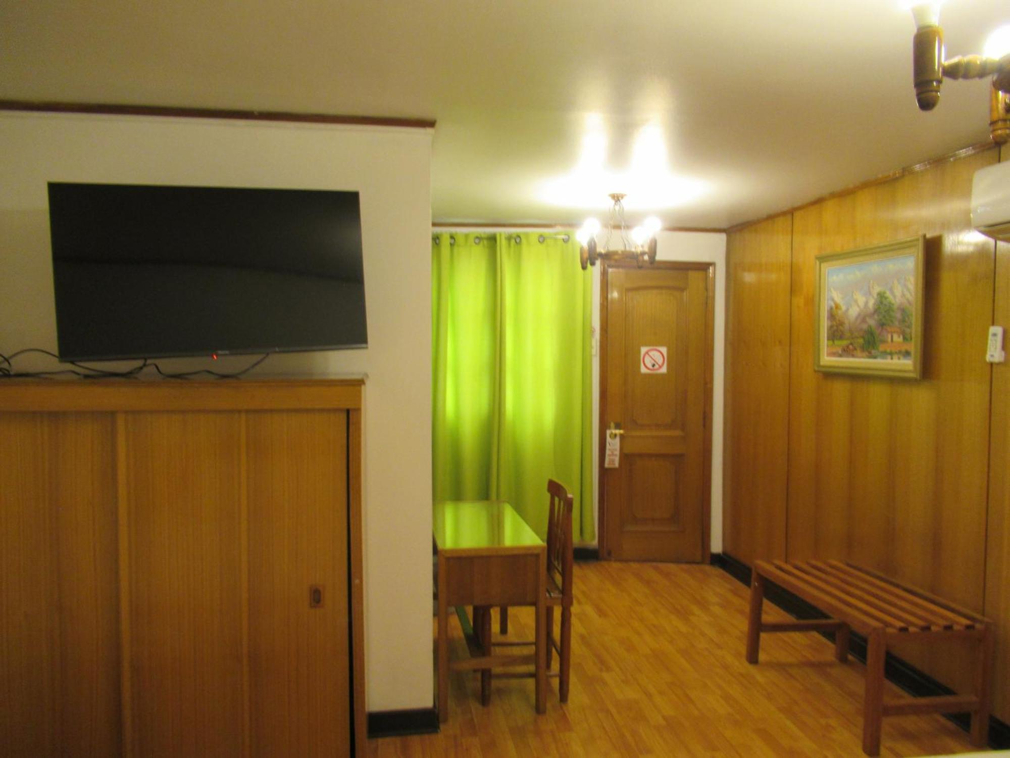 Hotel Vegas Сантьяго Экстерьер фото